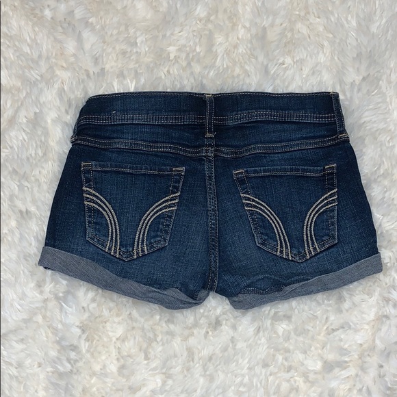 Hollister Denim Short-Shorts - Picture 2 of 3